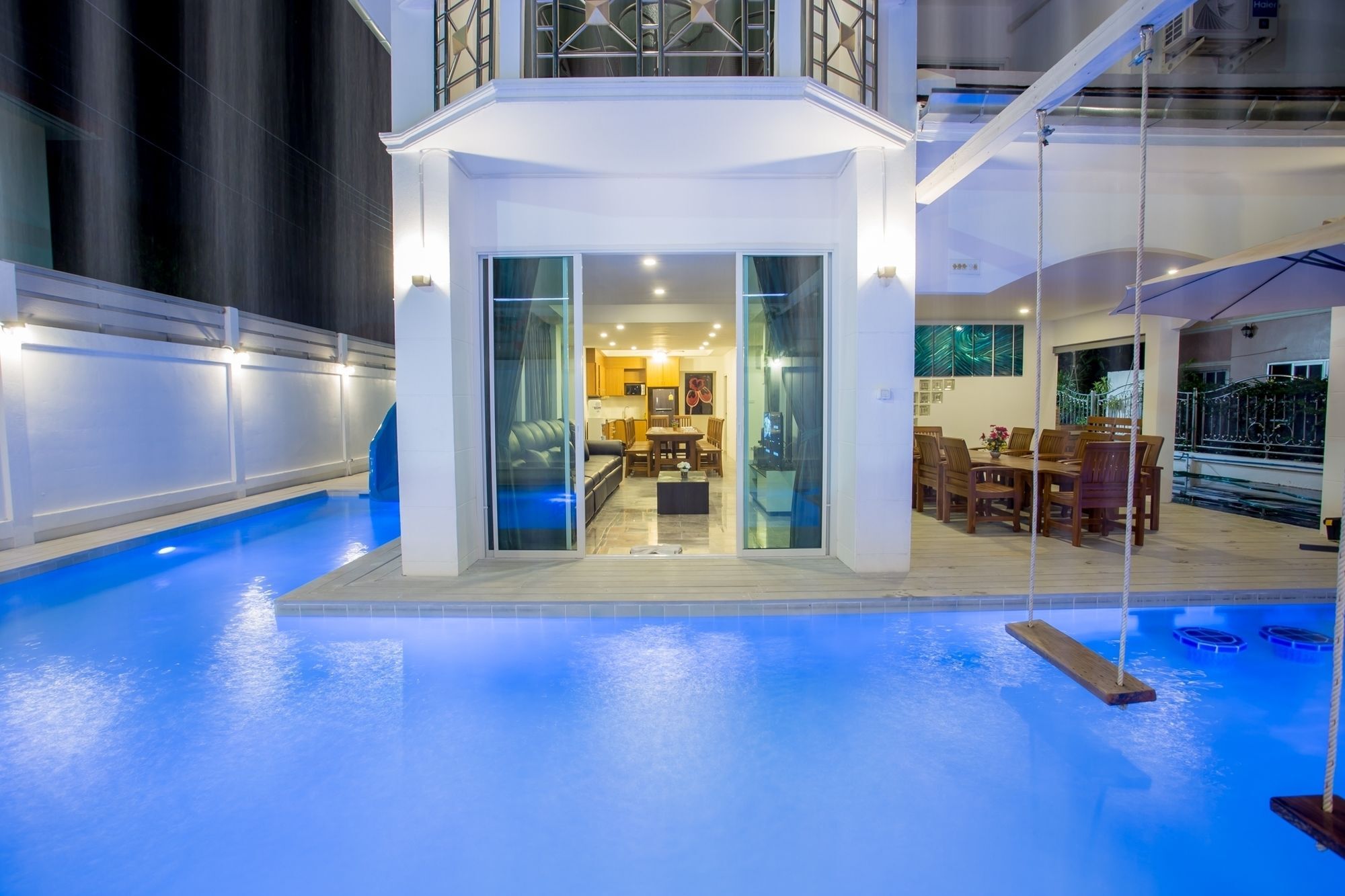 The Ville Modern Viewpoint Pool Villa Pattaya Εξωτερικό φωτογραφία