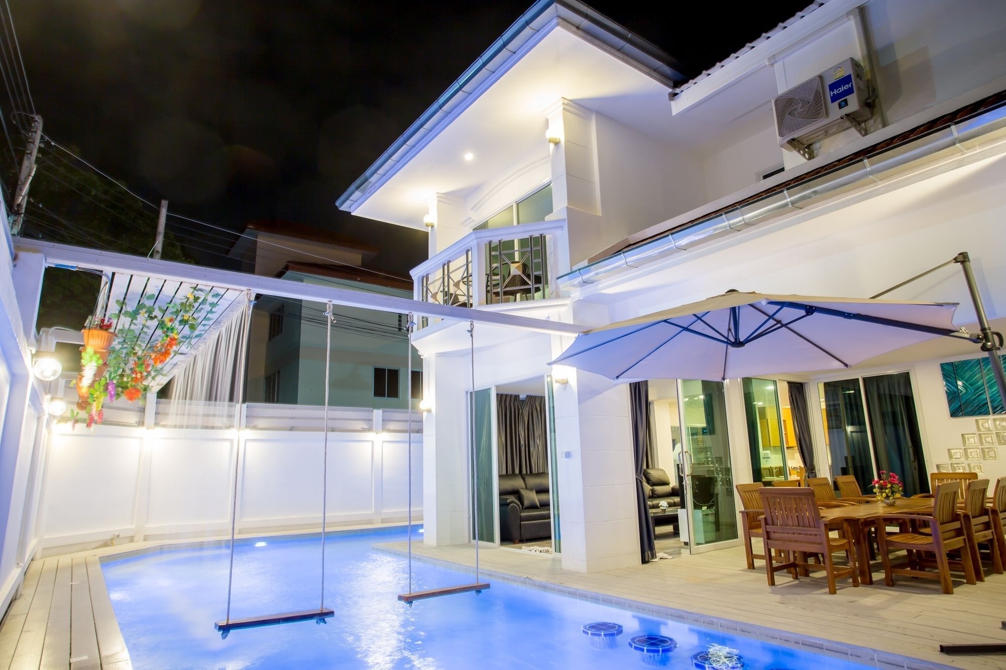 The Ville Modern Viewpoint Pool Villa Pattaya Εξωτερικό φωτογραφία